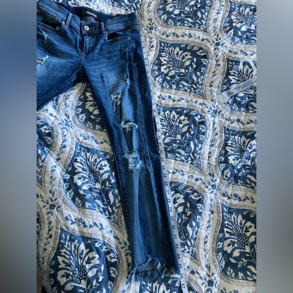 Express Skinny Ankle Mid Rise Distressed Denim Blue Jeans Women’s 6R - Picture 4 of 12